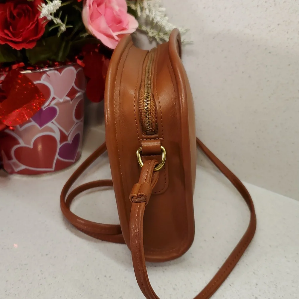 Vintage COACH Leather Crossbody